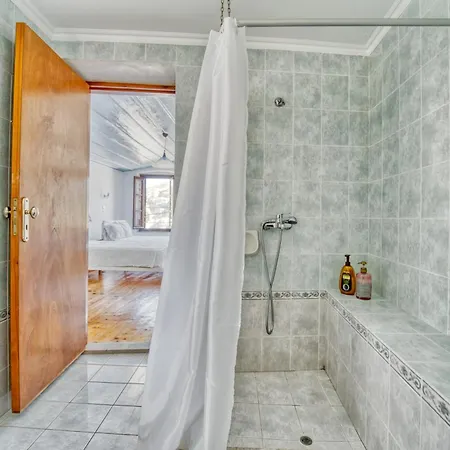 Holiday home Afaia *